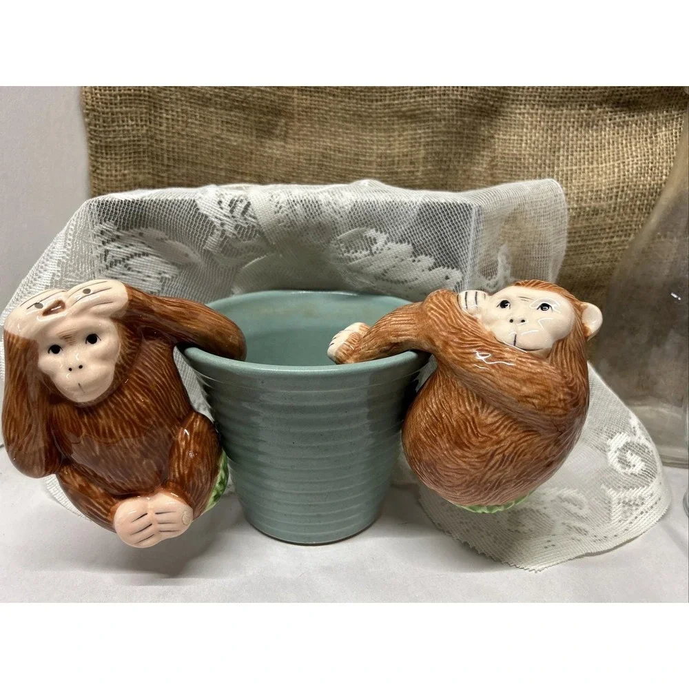 Strata Group adorable monkeys