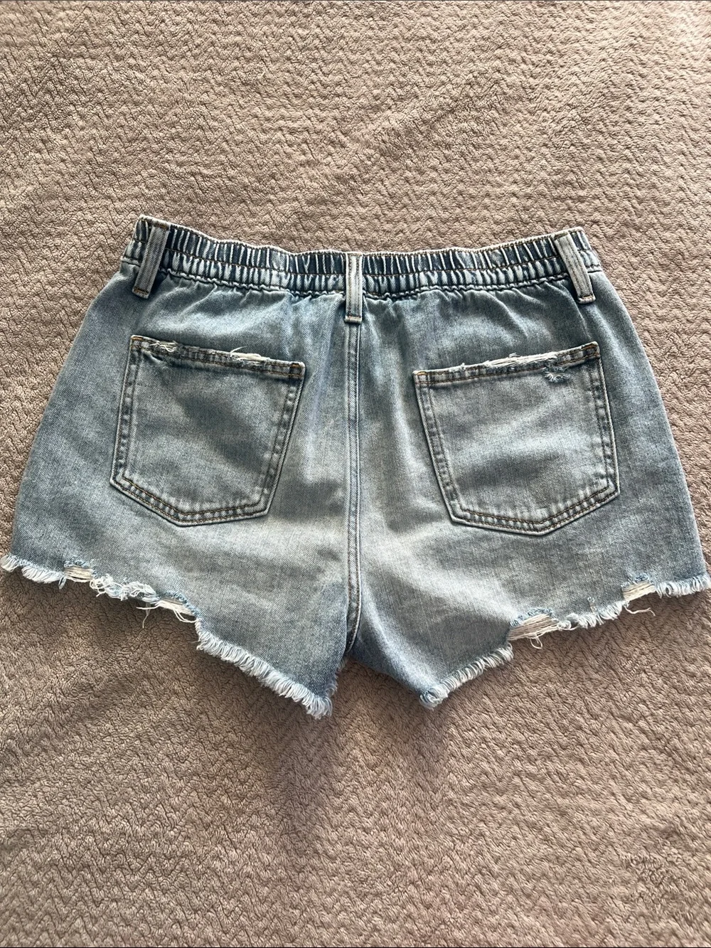 Aerie Low Rise Light Wash Blue Denim Stretch Waist Shorts Size Small