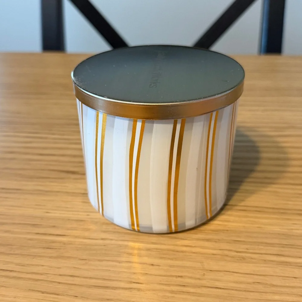 Bath & Body Works bath body