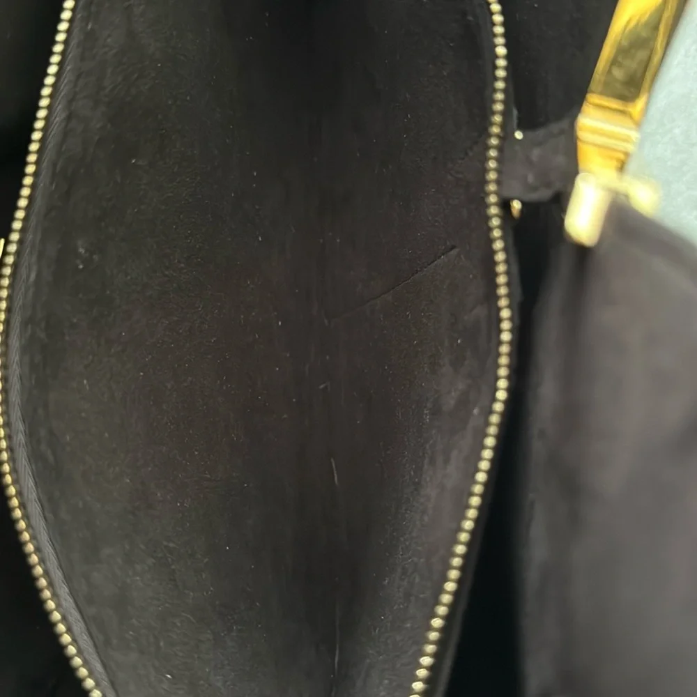 Louis Vuitton pristine like