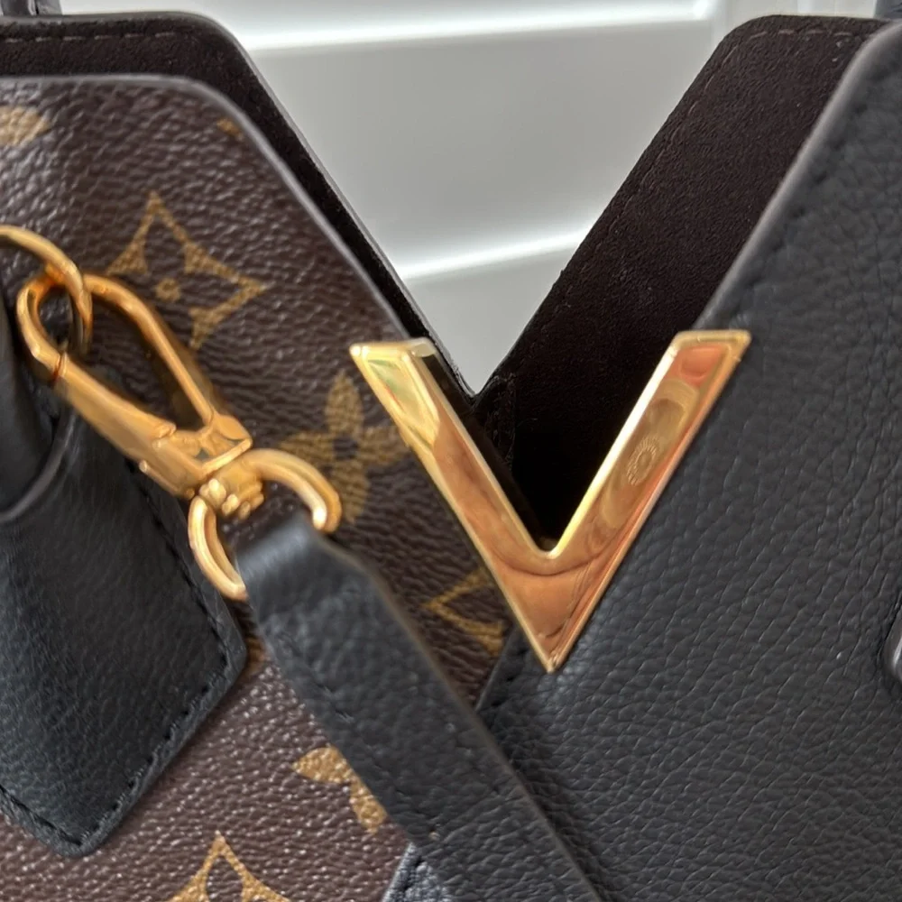 Louis Vuitton pristine like
