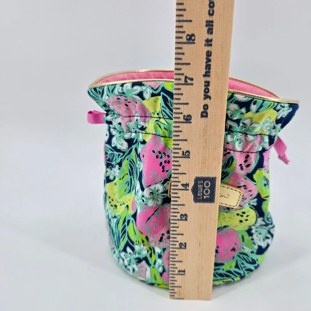 Lilly Pulitzer Jewelry Cosmetic Pouch Drawstring Tropical Spill the Juice NWOT