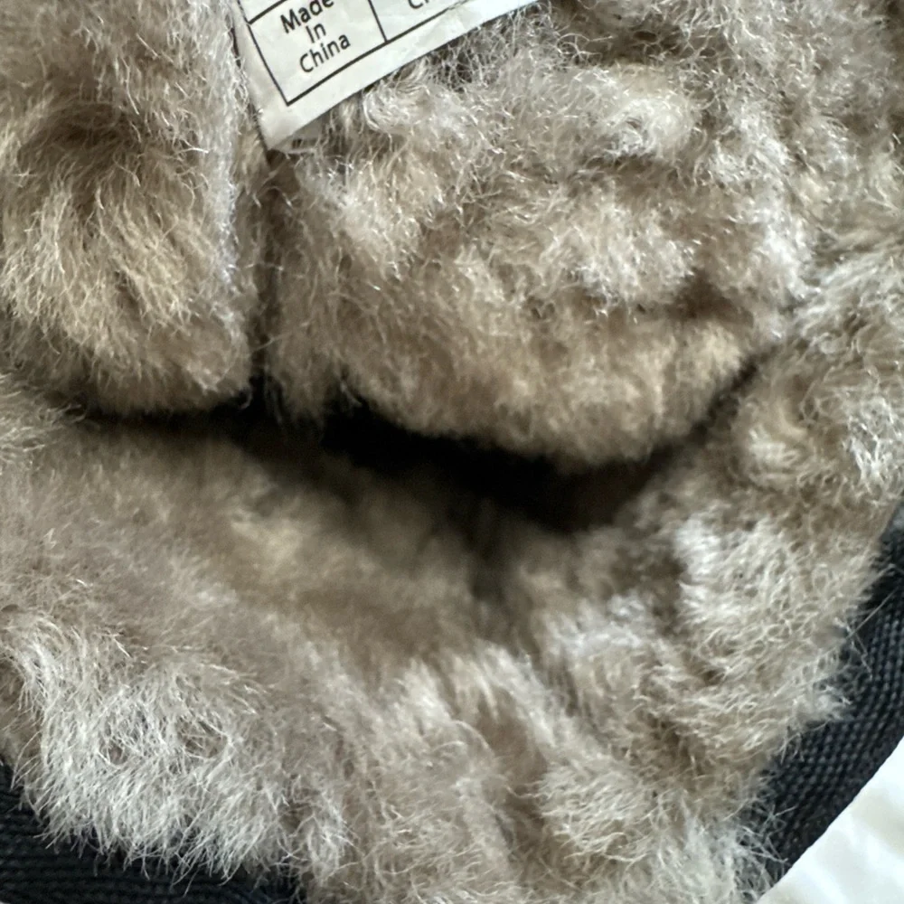 Koolaburra size excellent