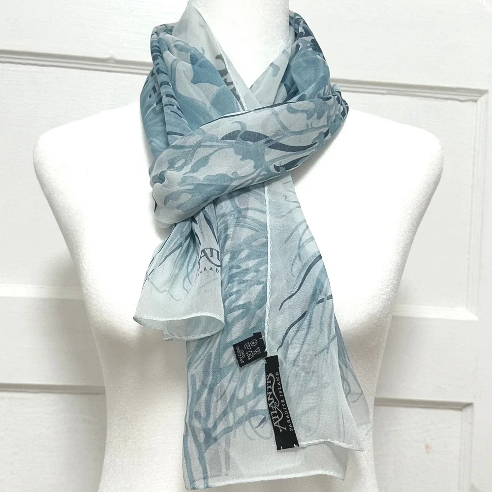 Atlantis Paradise Island lightweight silk