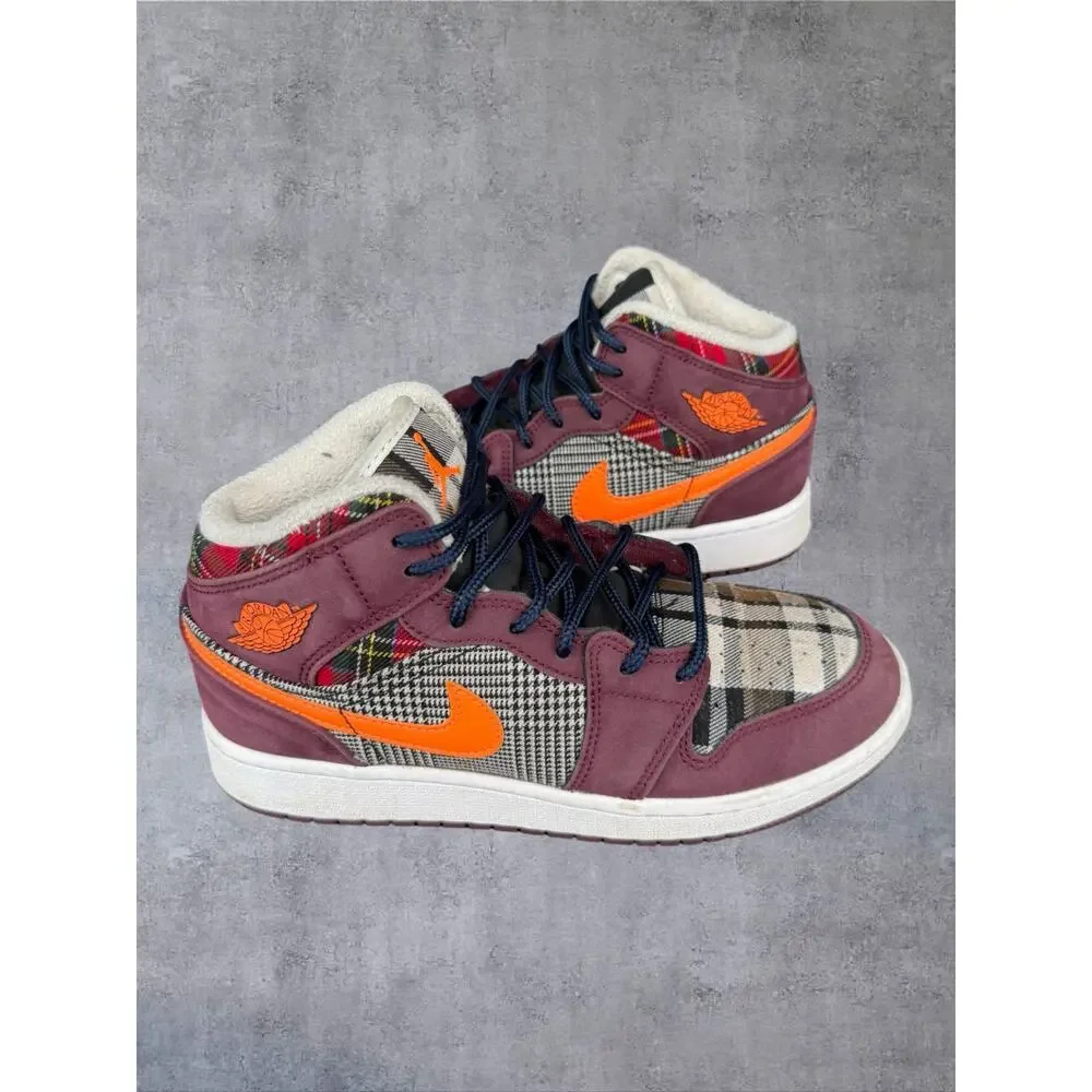 Nike jordan mid