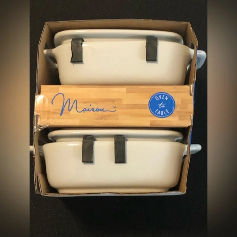Set‎ of 2 oven to table mini ceramic covered bakers with lids new