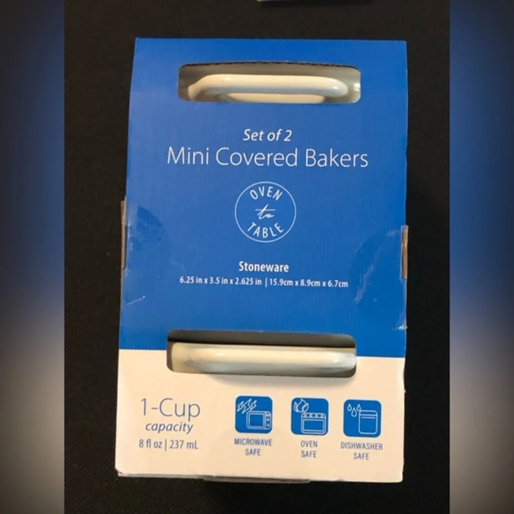 Set‎ of 2 oven to table mini ceramic covered bakers with lids new