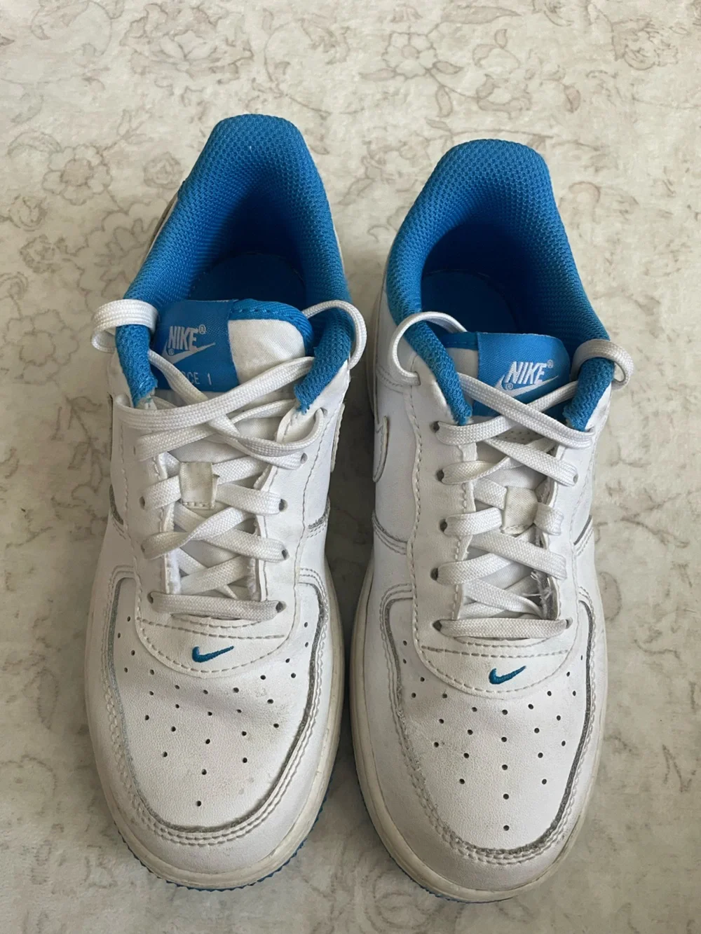 Nike low top