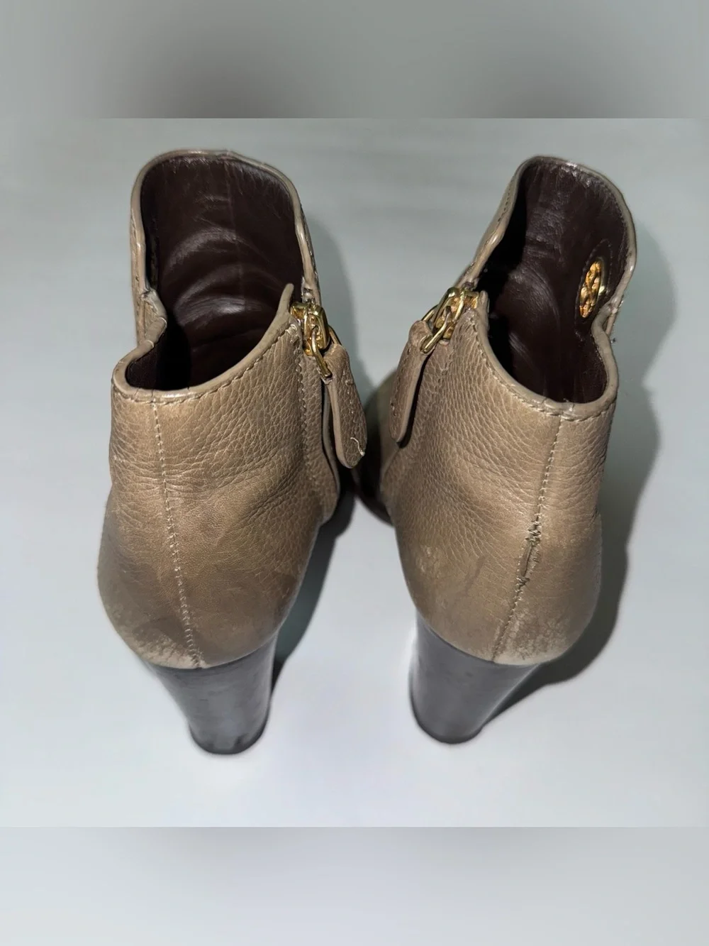 Tory Burch Junction Porcini Green Tumbled Leather Ankle Booties Size 7.5M