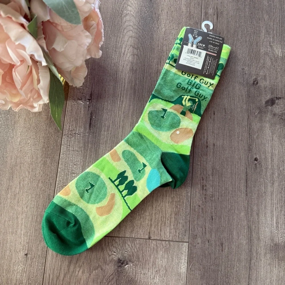 Blue Q crew socks features