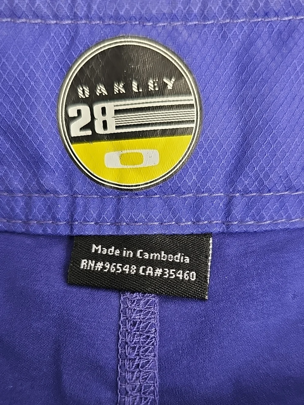Oakley brand size