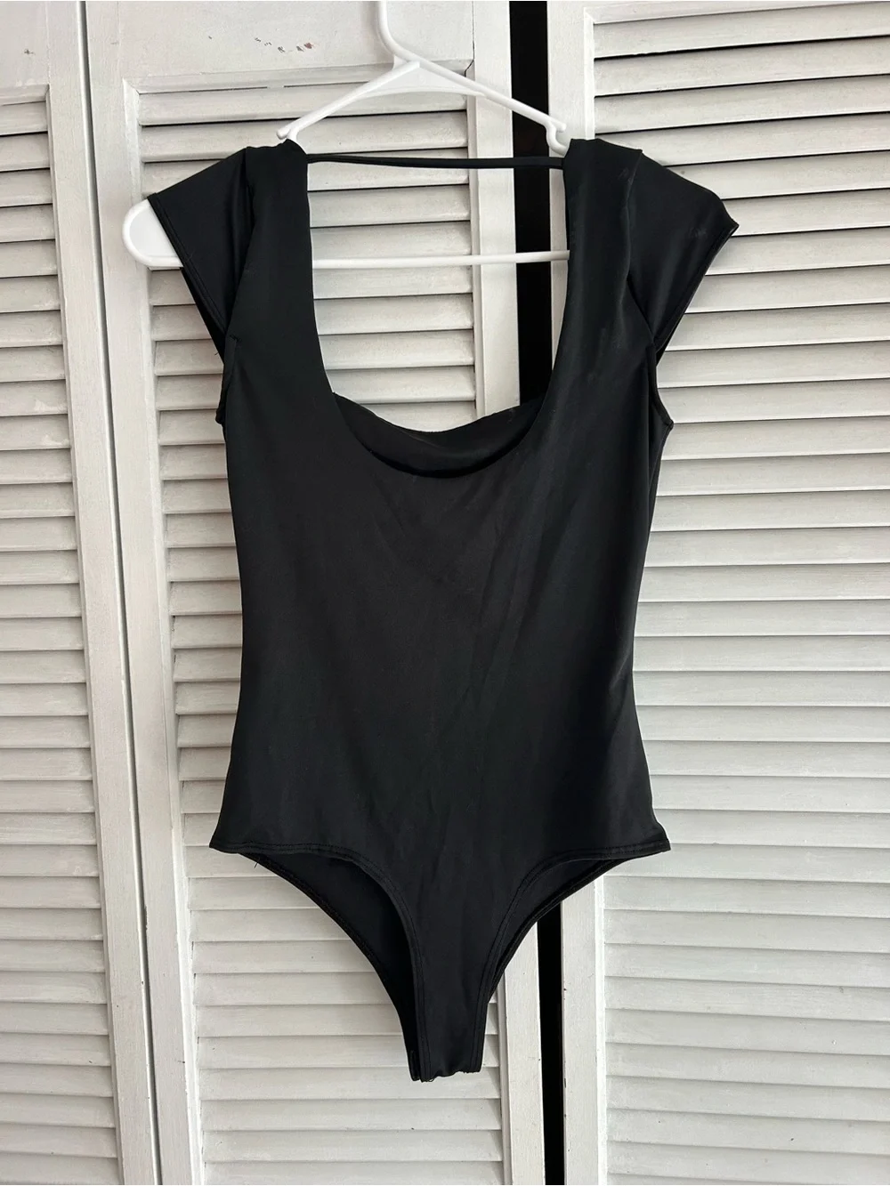 live in the moment square neckline