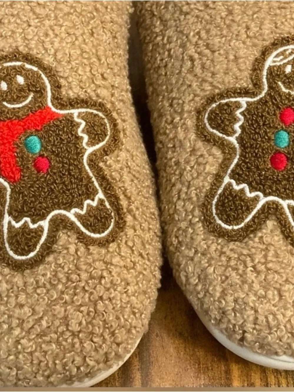 Wondershop kids gingerbread