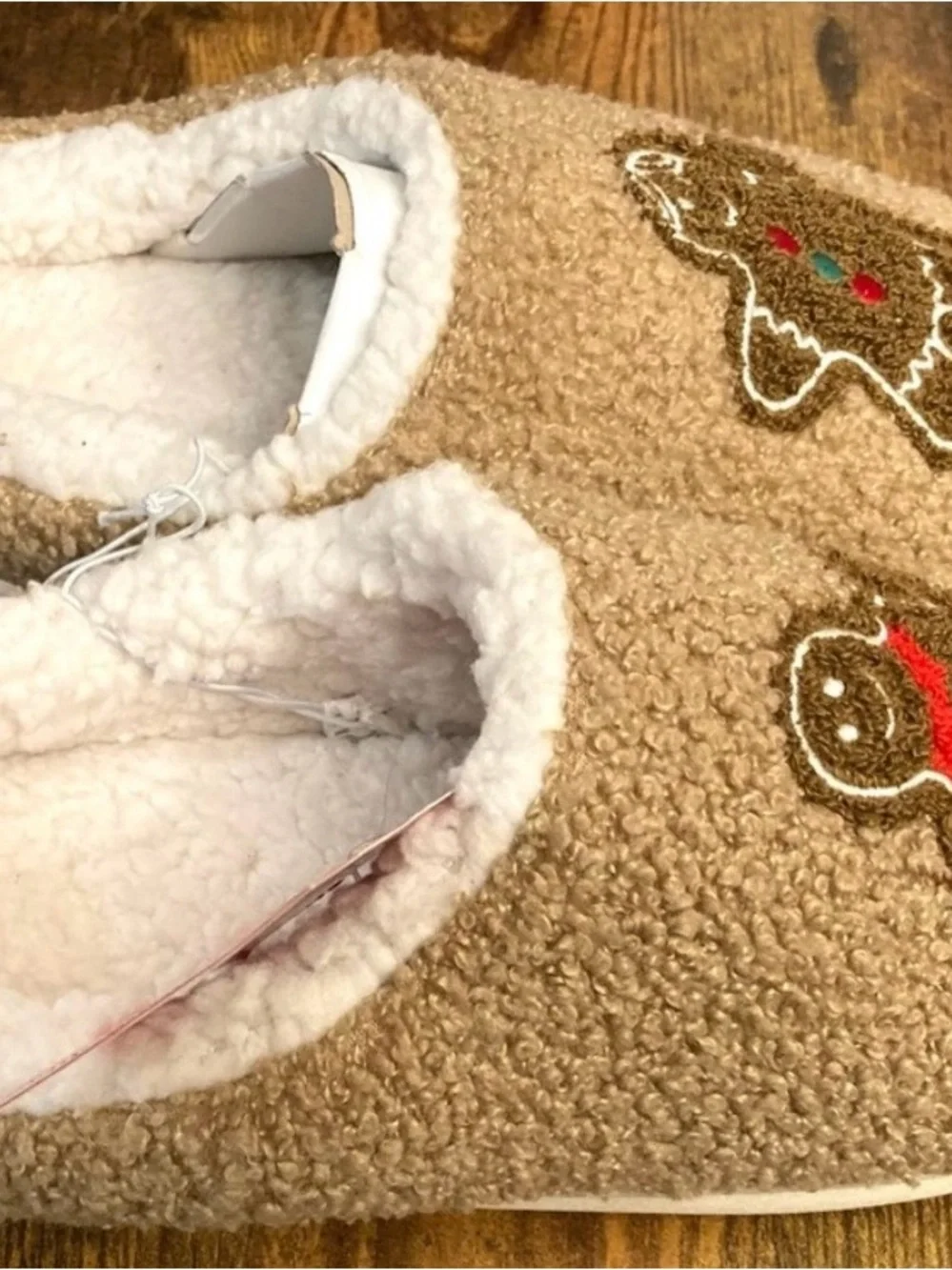 Wondershop kids gingerbread