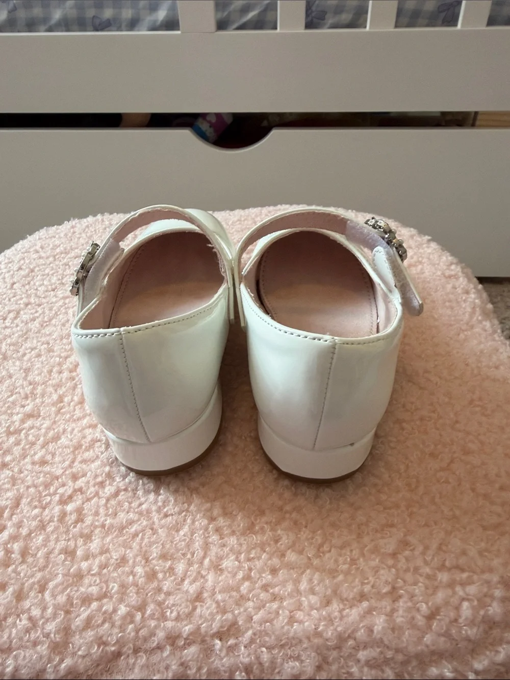 cupcakes & cashmere shiny cream
