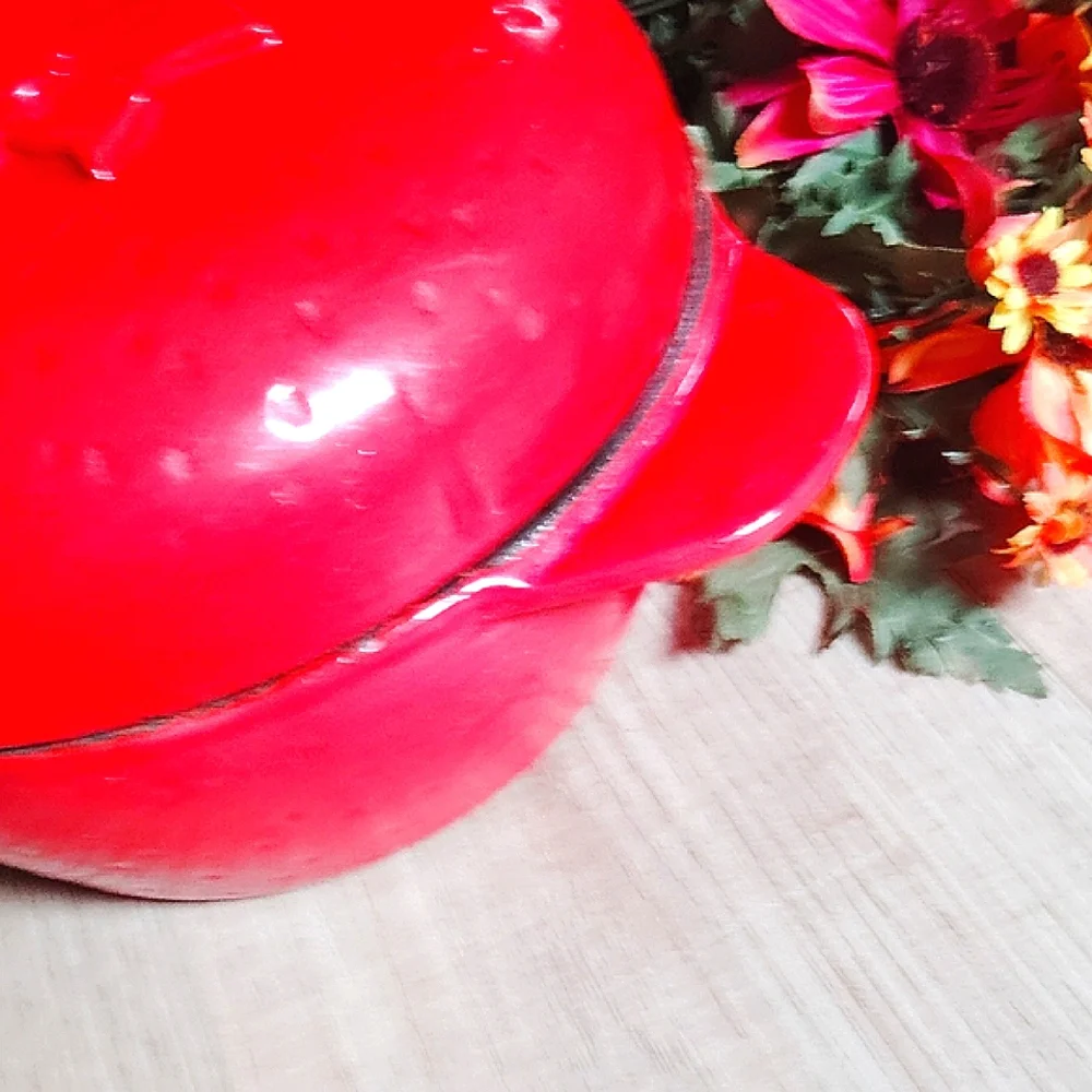 Tools Of The Trade Red Cast Iron Strawberry Cookware with Lid