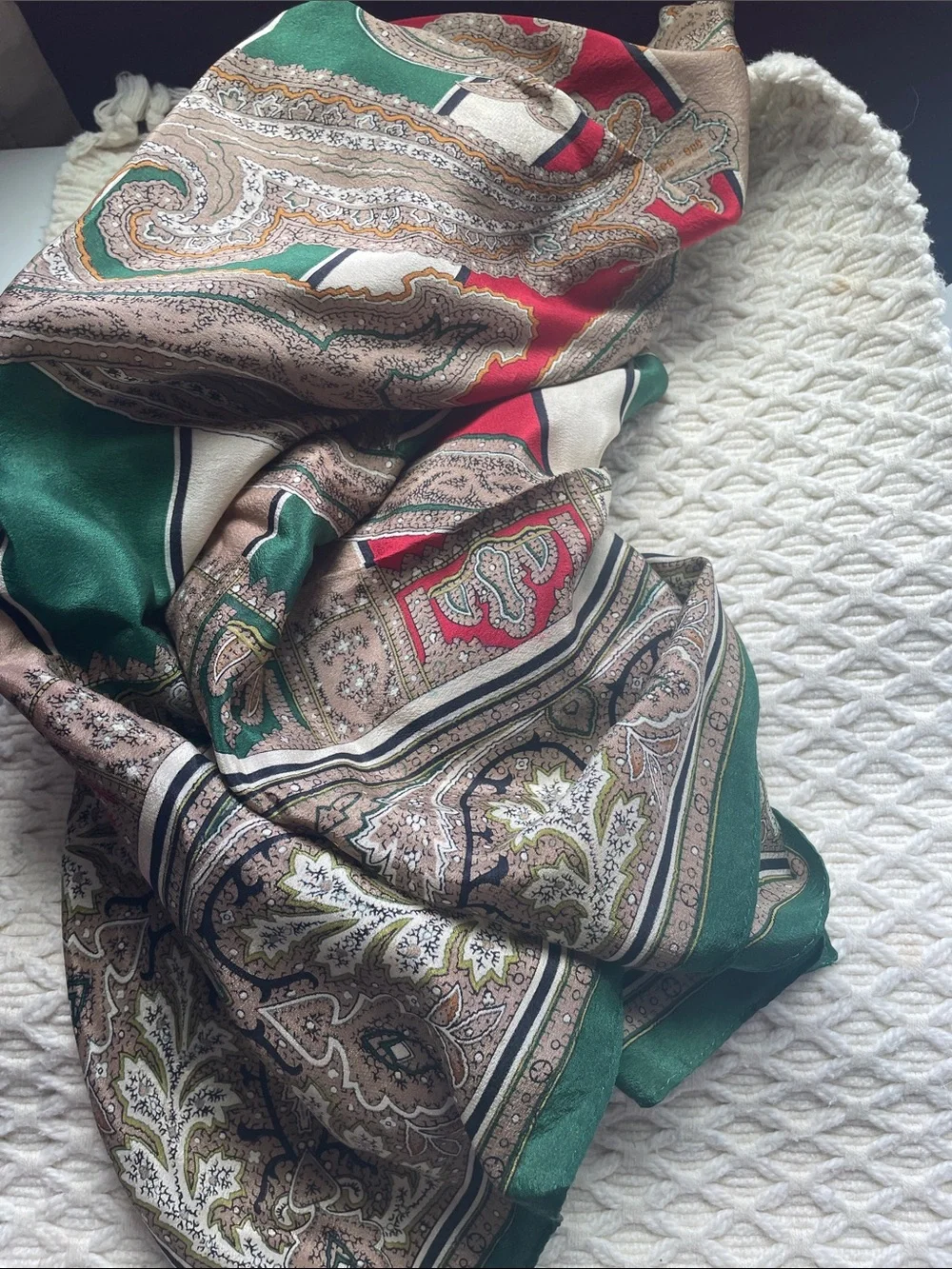 VTG A VITTADINI SILK SCARF