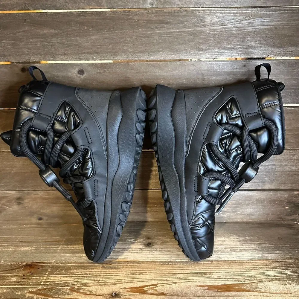 Merrell details color any