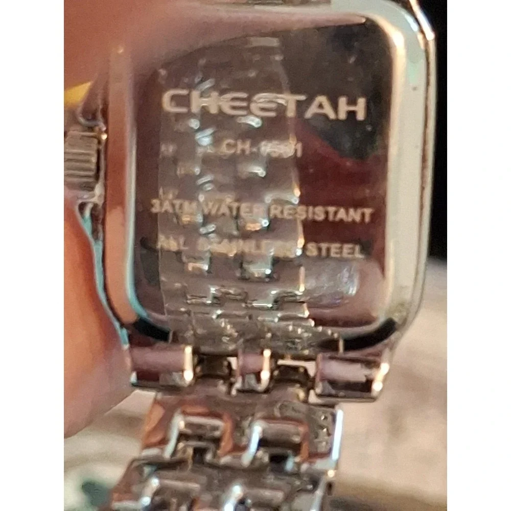 NIB CHEETAH CH-1501 Silvertone,Quartz Mvmnt Womens Watch. Stainless,Adjustable.