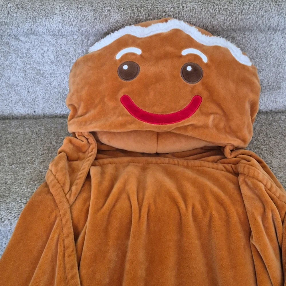 Gingerbread Man Blanket with Hood