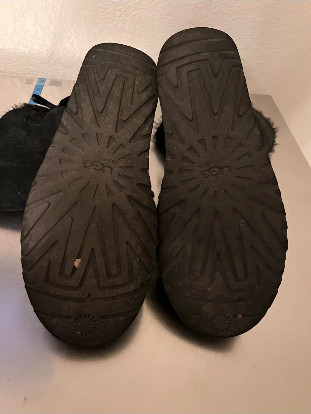 UGG details 	•	brand