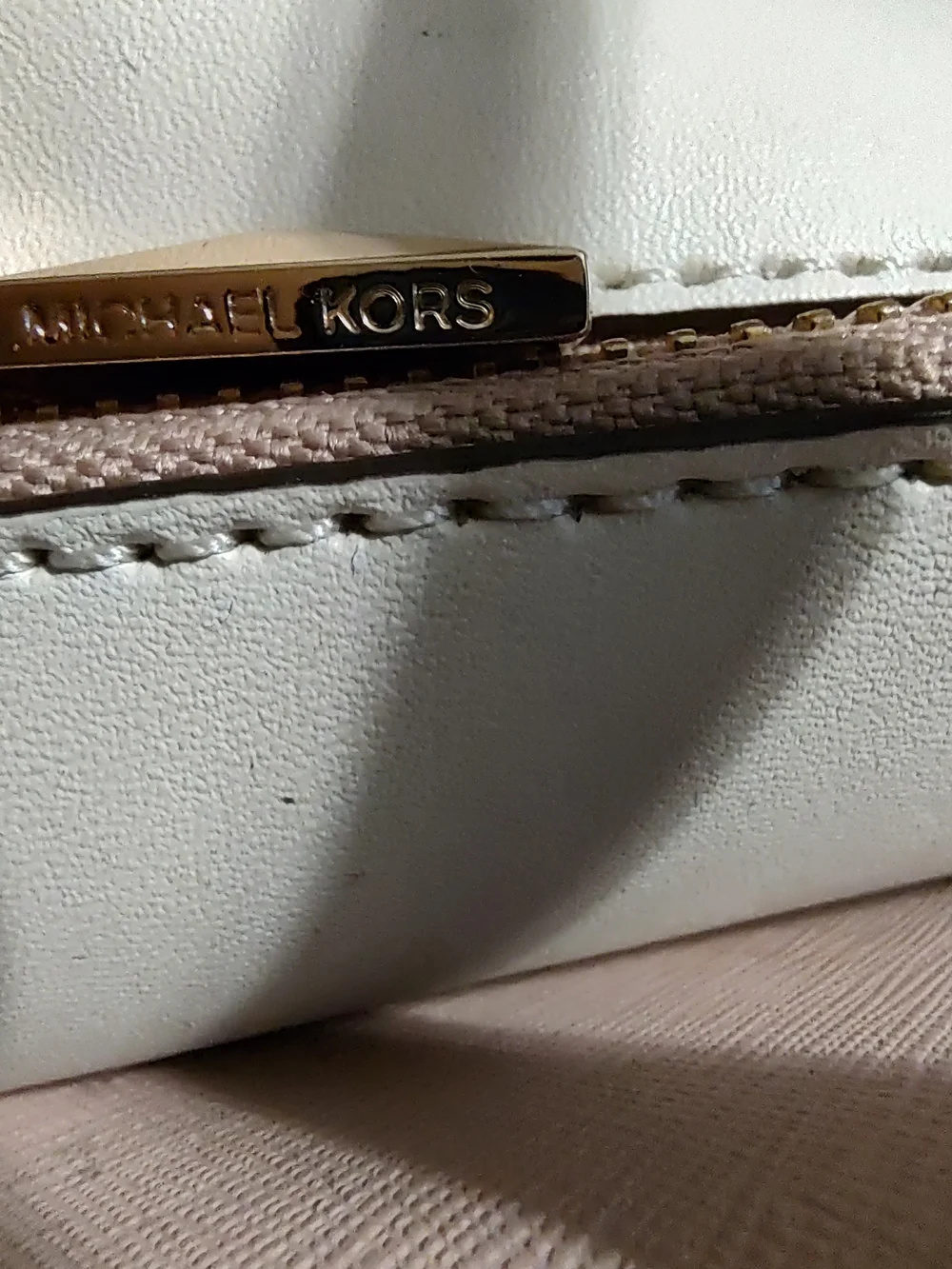 Michael Kors pink exterior satchel