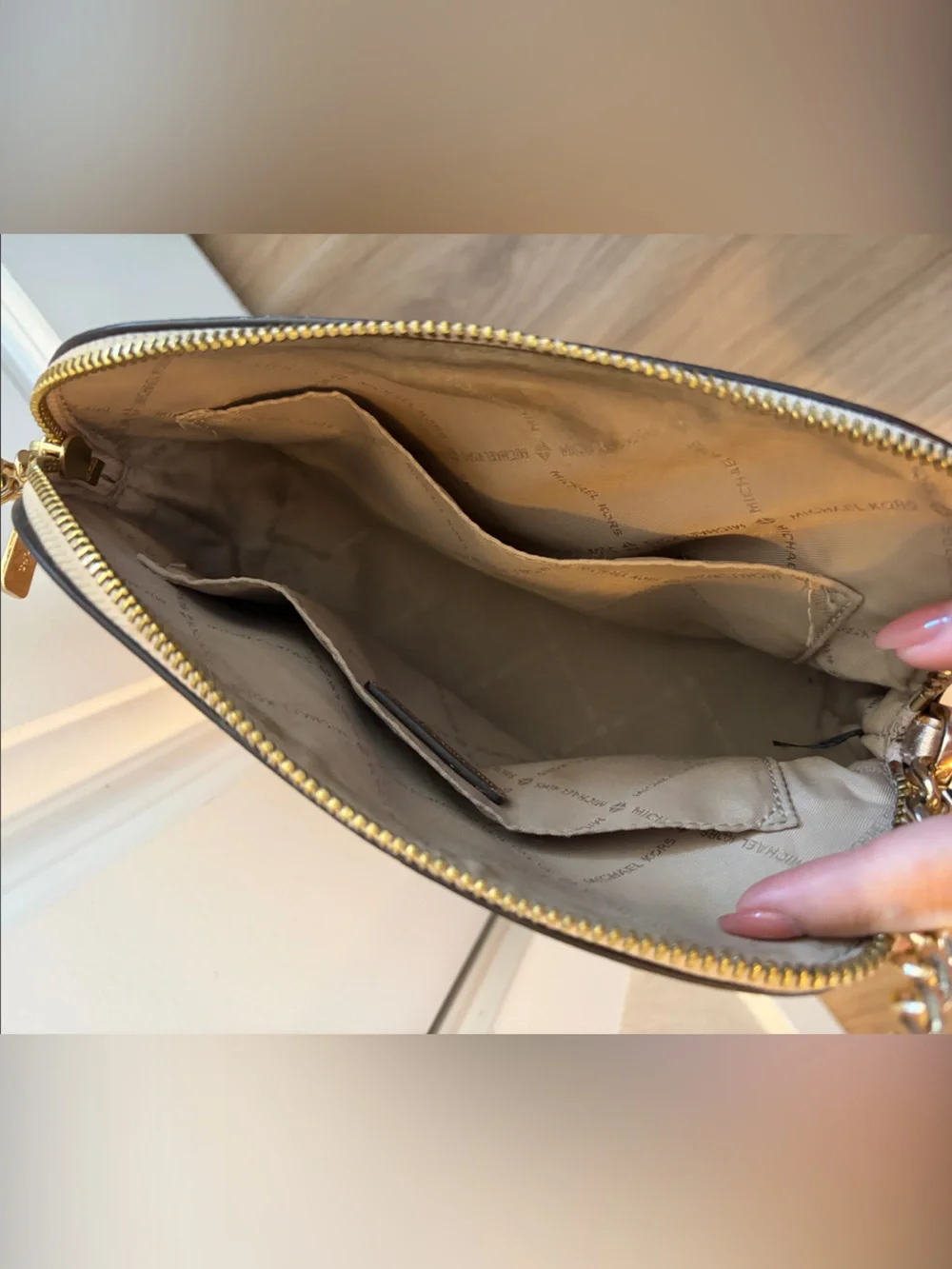 Michael Kors compact michael