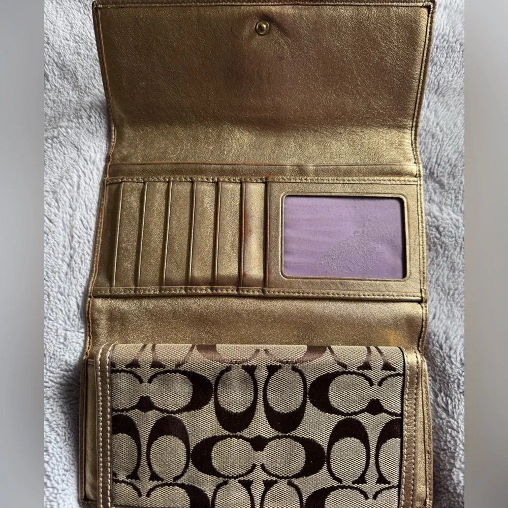 Coach continental wallet