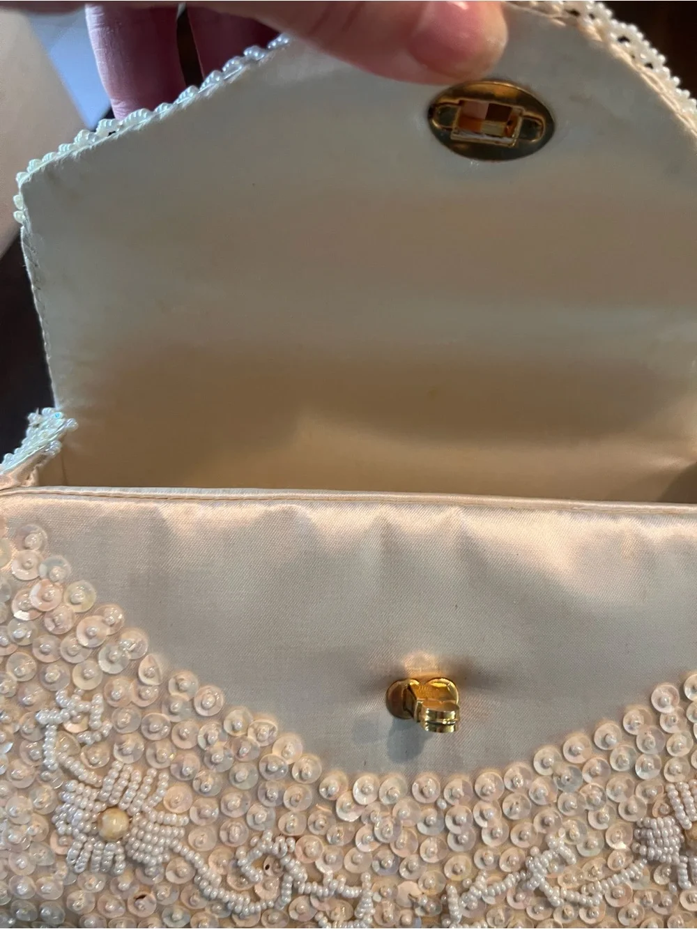N/A elegant ivory