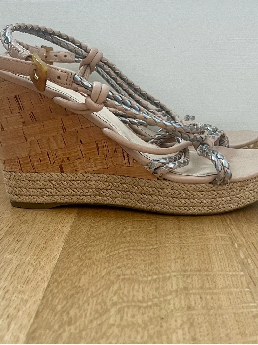 Prada good very