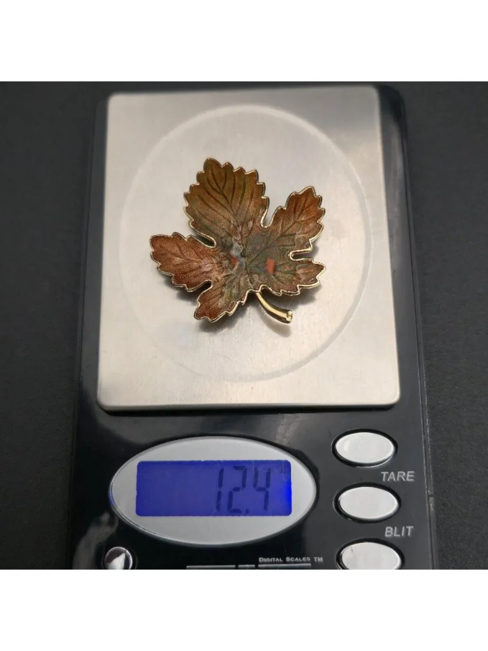Vintage Enamel Fall Maple Leaf - Gold Tone Autumn Foliage Pin Brooch A8061
