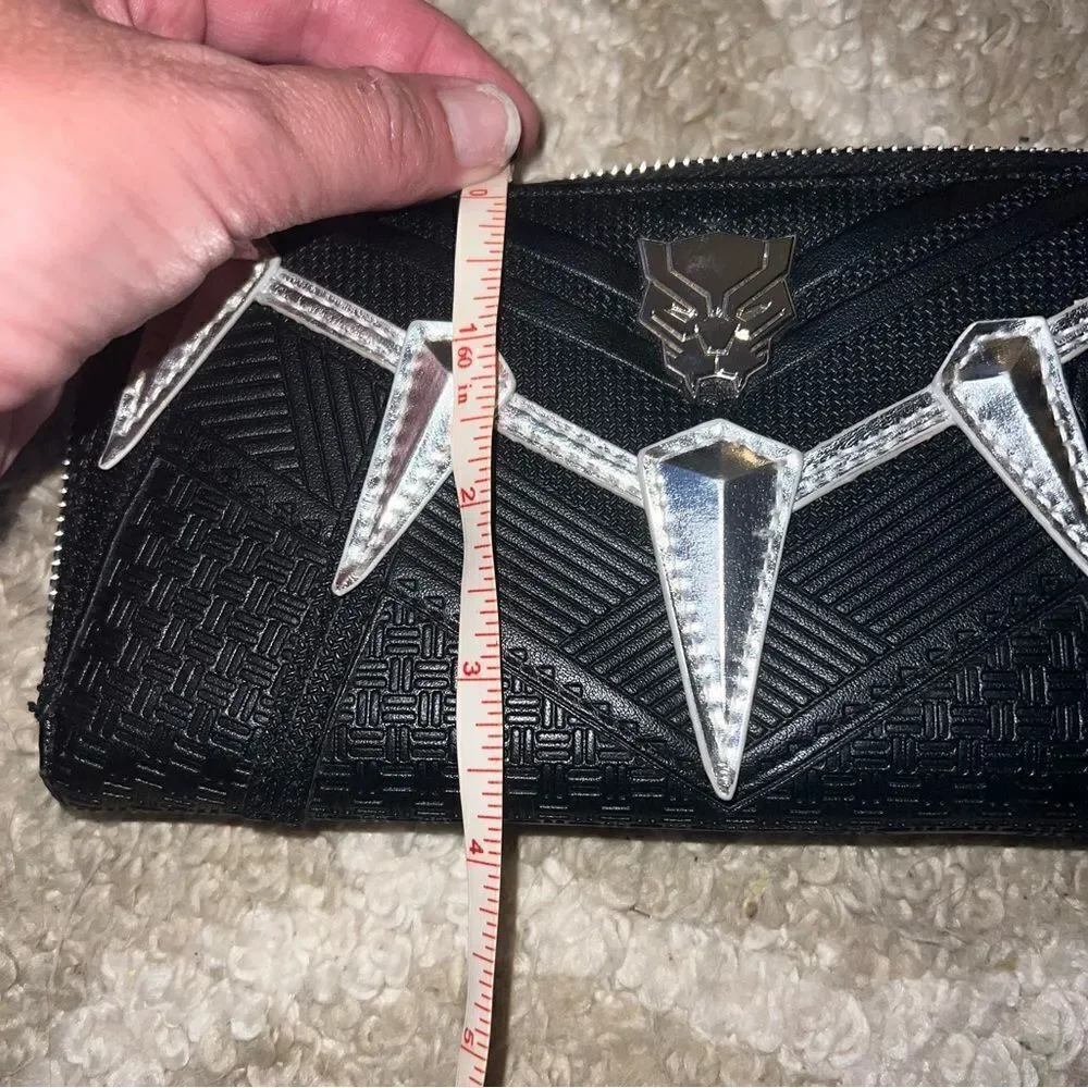 Loungefly wallet good