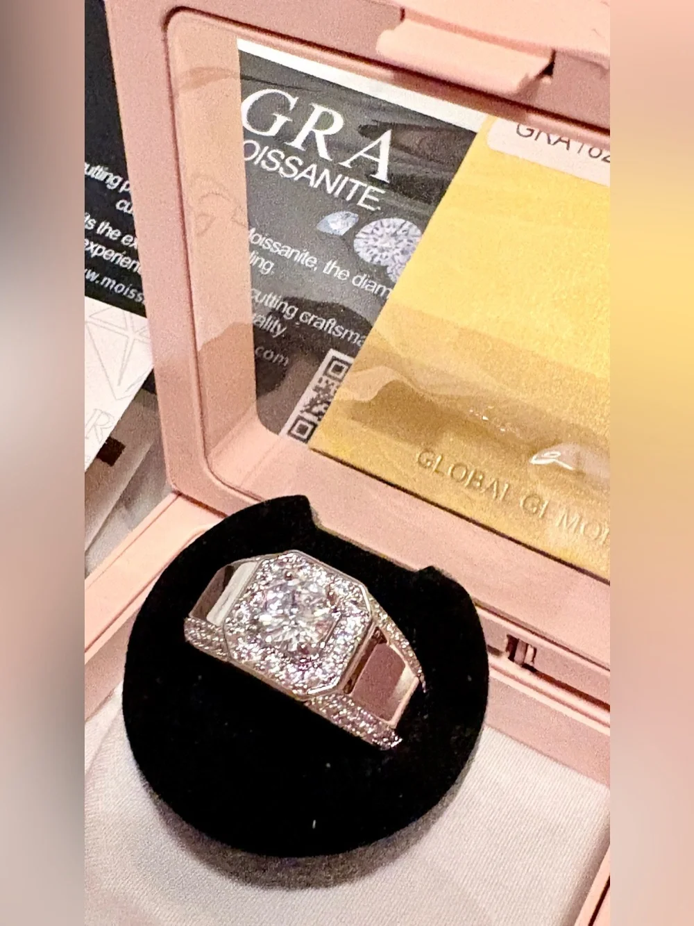 Moissanite without card