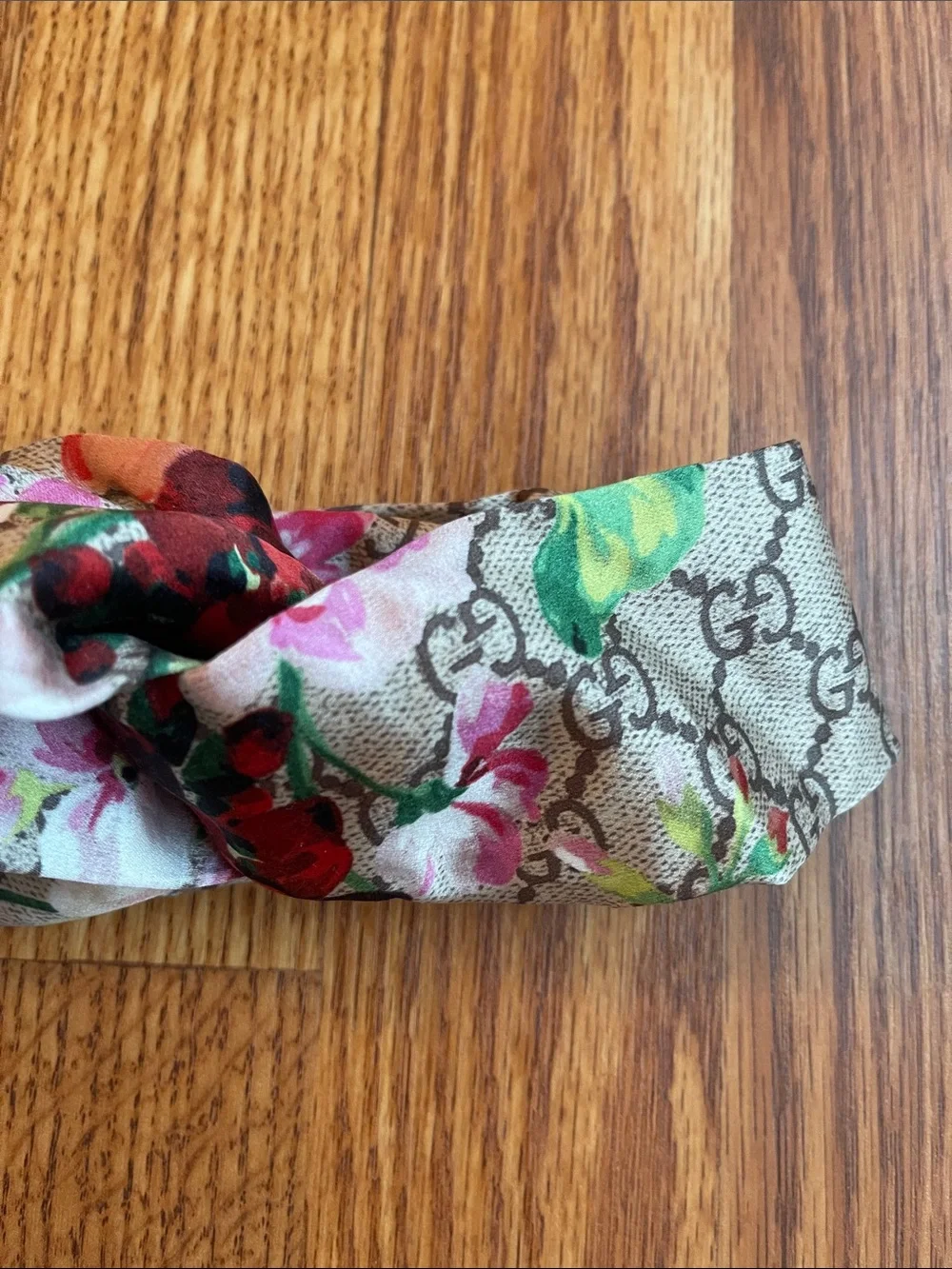 Gucci Blooms GG 100% Silk Floral Print Headband Beige Pink and Green Women’s OS