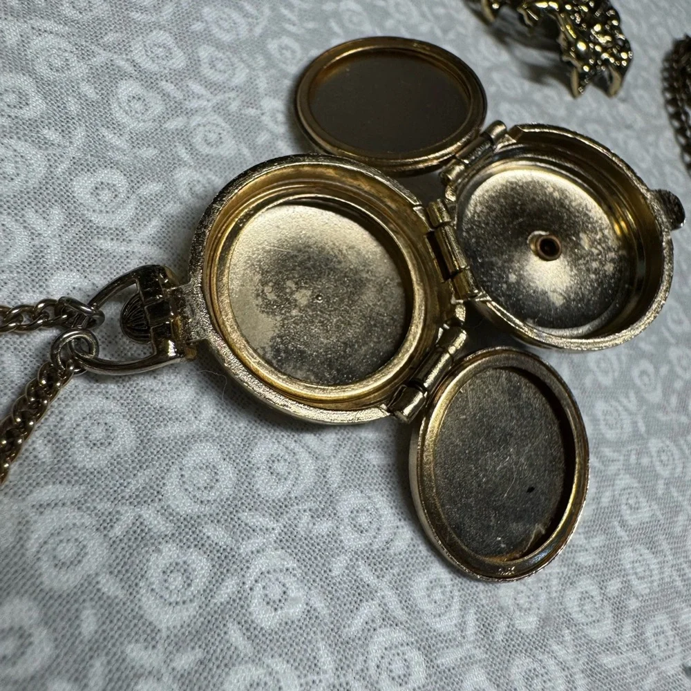 chatelaine locket brooch American jewelry by Coro Mulit photos Vintage