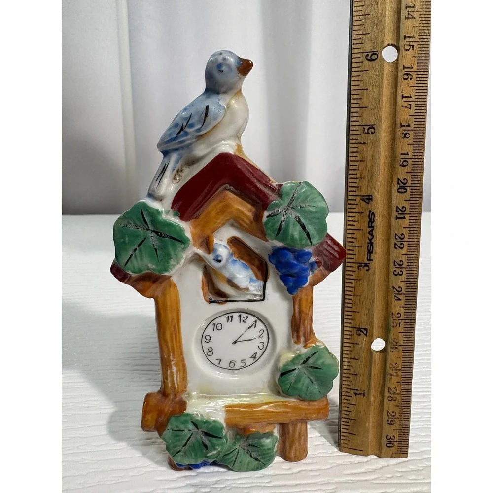 Unbranded vintage ceramic