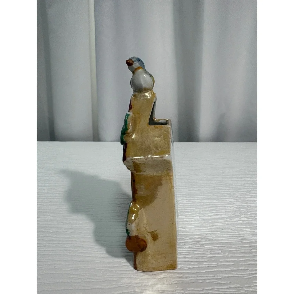 Unbranded vintage ceramic