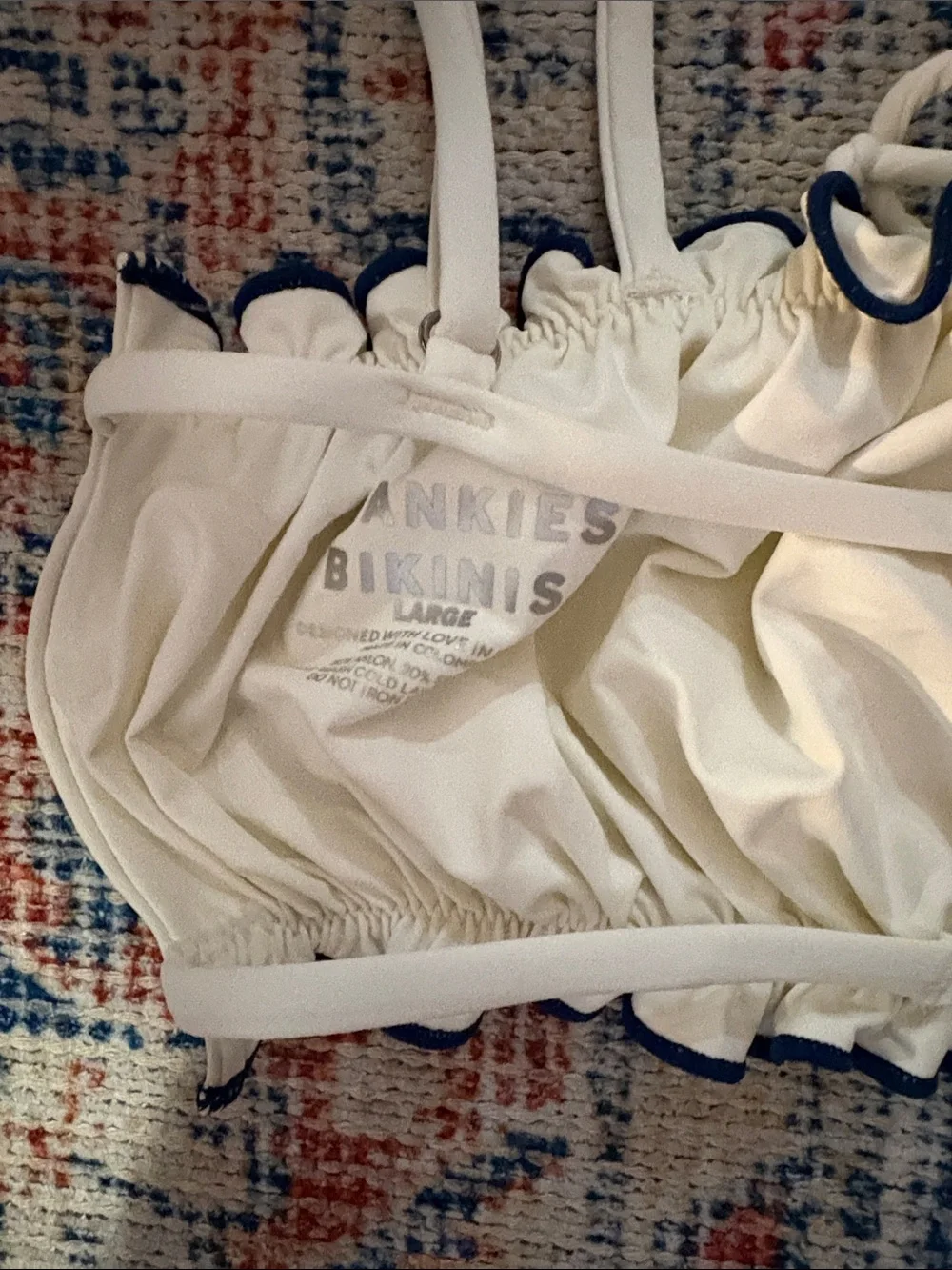 Frankies Bikinis Sweet Pea Bandeau Bikini Top in Honeymoon Phase SZ L EUC