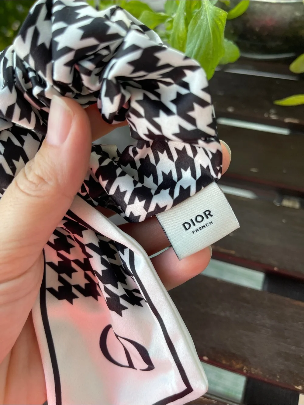 Dior pattern hair