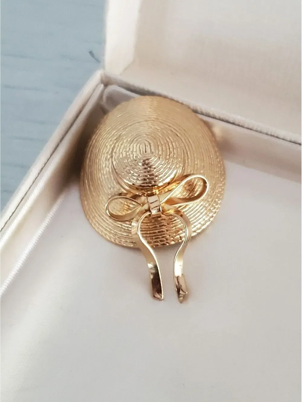Vintage Napier Gold-Tone Straw Hat Brooch