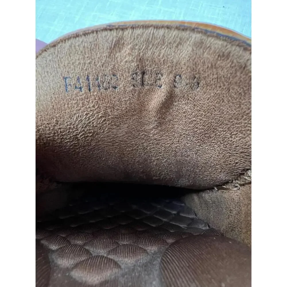 Reverse detail leather quilted