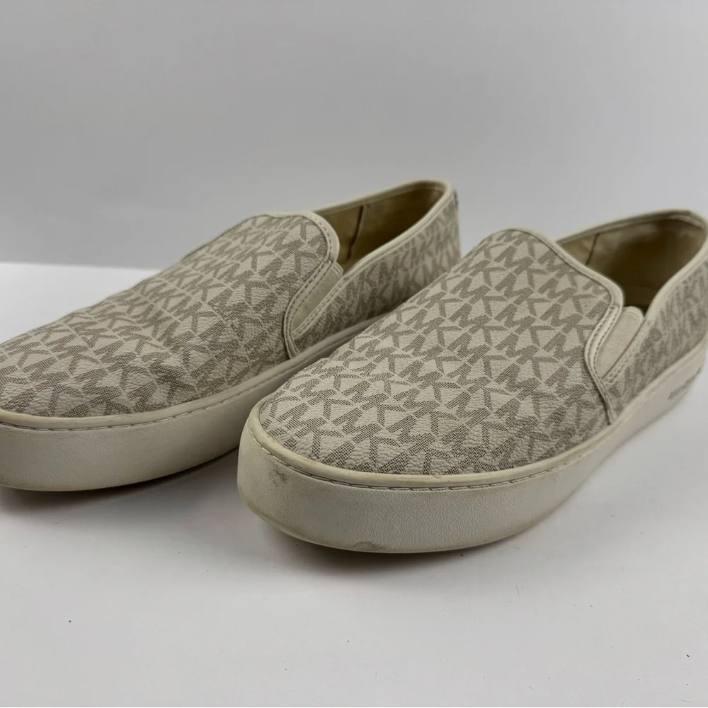 Michael Kors Keaton signature logo slip on size 9.5
