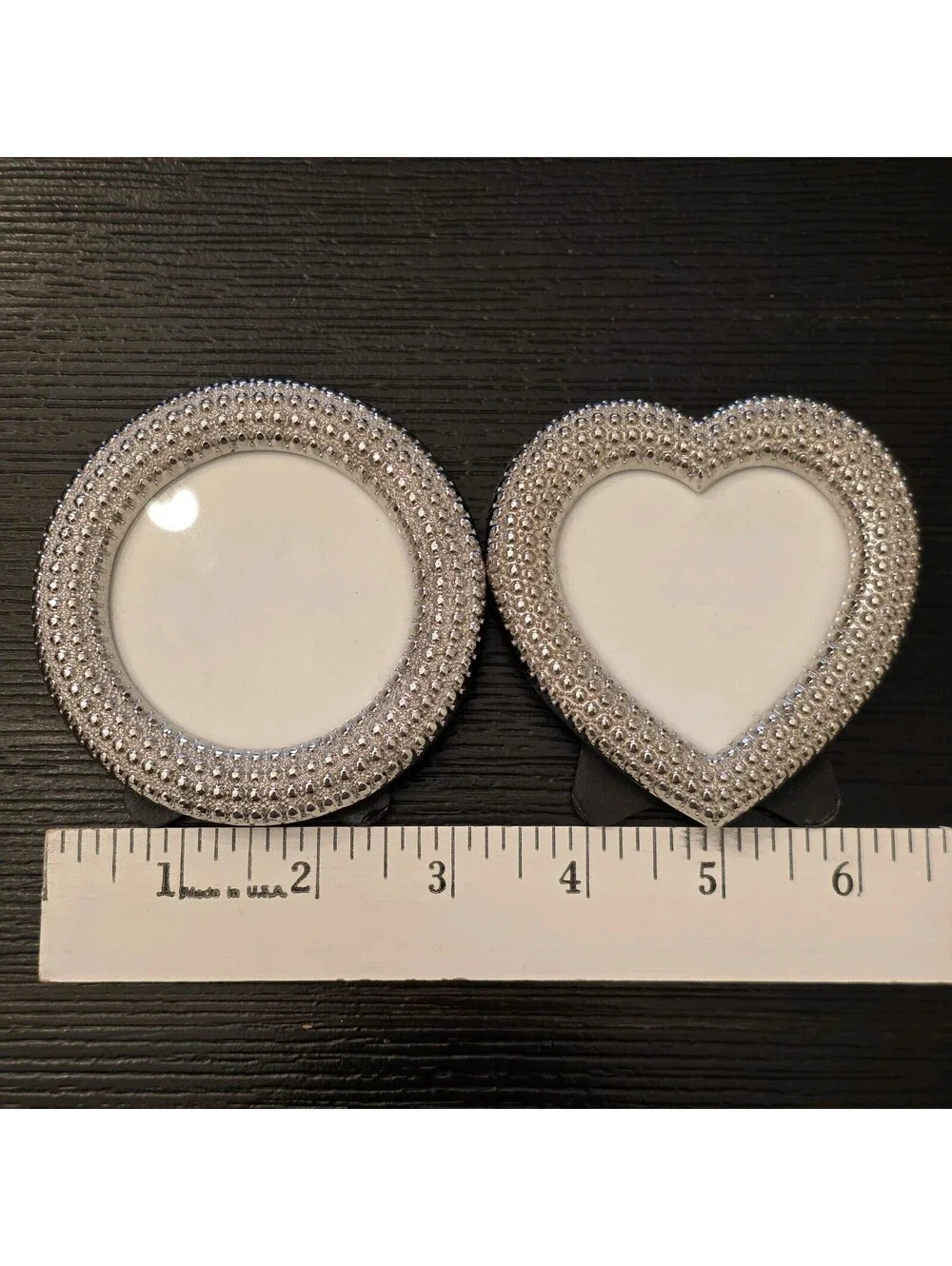 Set Of 2 Silver Tone Beaded Texture Mini Picture Frames Heart And Circle EUC