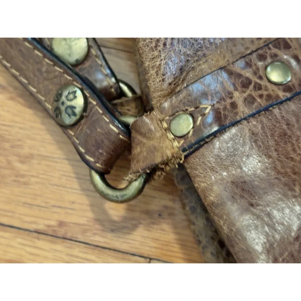 Patricia Nash carry timeless
