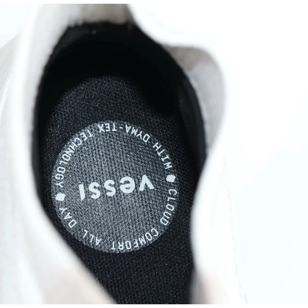 Vessi *brand new