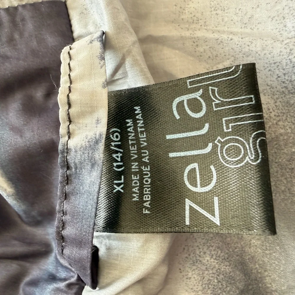 Zella girl athletic