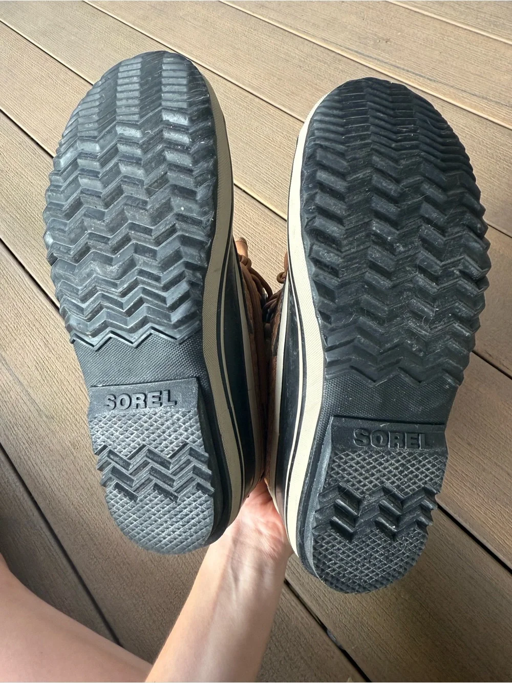 Sorel today black