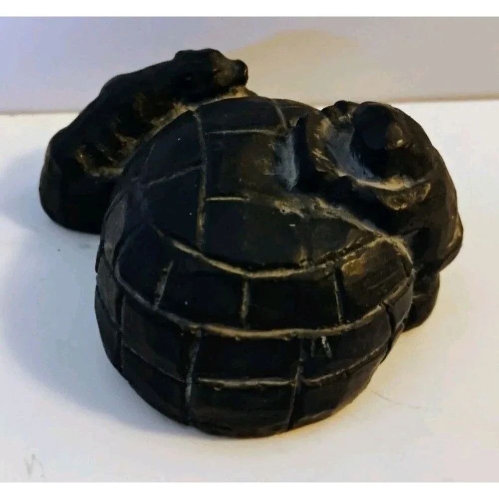 Vintage Created in Alaska Soapstone Igloo Polar Bear Figurine Genuine Souvenir