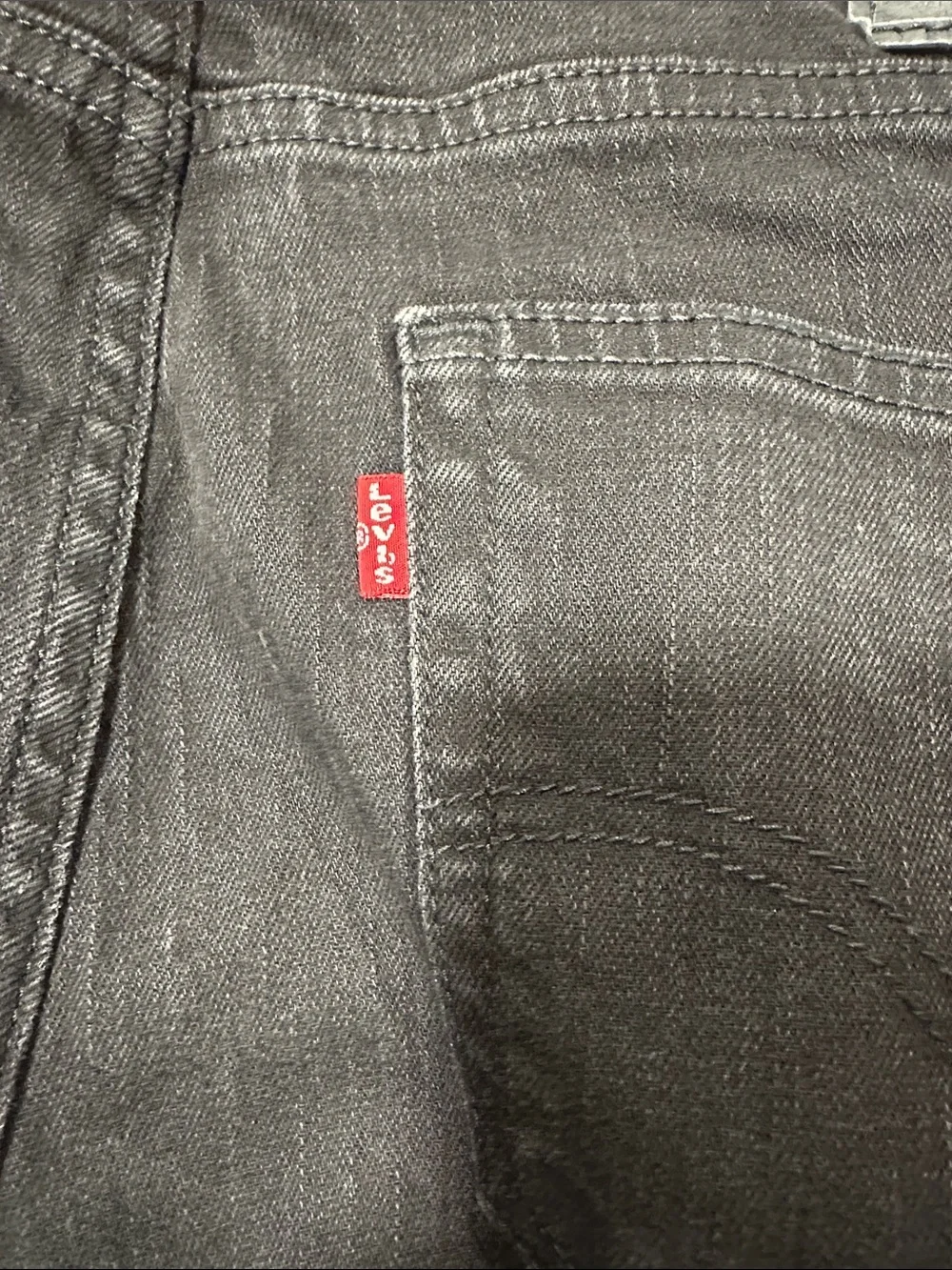 Levis straight leg