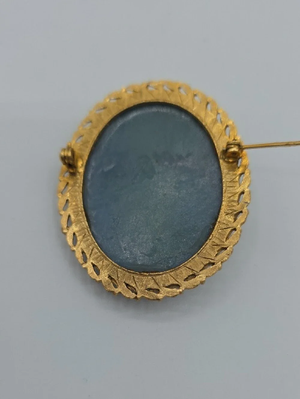 Vintage Oval Cameo Brooch in Blue and Cream